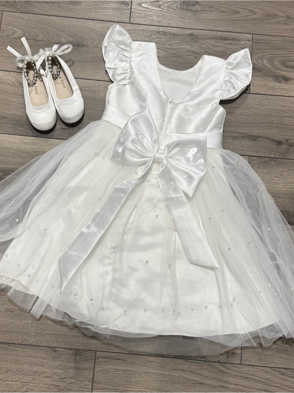 White Girls' Satin Tulle Party Dress with Pearl Accents and Bow
